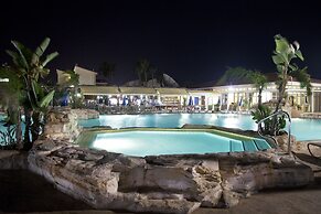 Makronisos Village