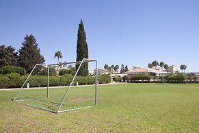 Makronisos Village