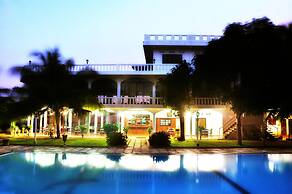 Hotel Lagoon Paradise