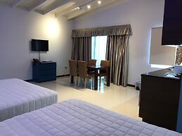 Quint's Travelers Inn