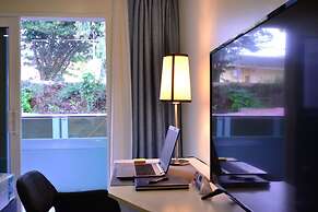 Quint's Travelers Inn