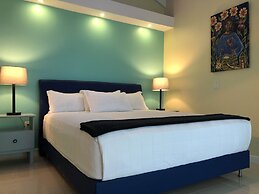 Quint's Travelers Inn