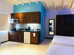 Quint's Travelers Inn