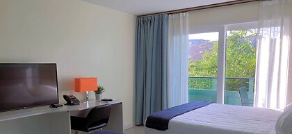 Quint's Travelers Inn