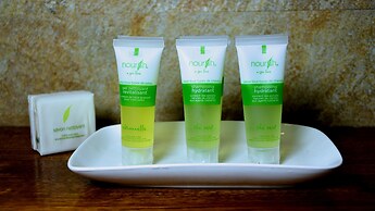 Quint's Travelers Inn