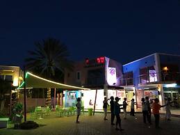 Quint's Travelers Inn