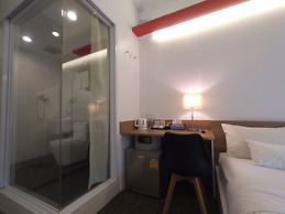 HQ hostel Silom