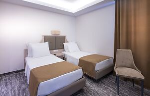 Cronwell Platamon Resort