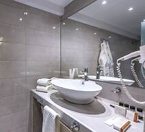 Cronwell Platamon Resort