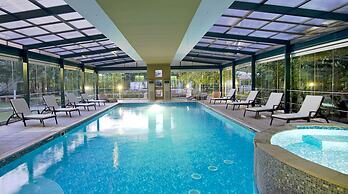 Cronwell Platamon Resort