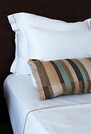 Cronwell Platamon Resort