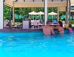 Cronwell Platamon Resort