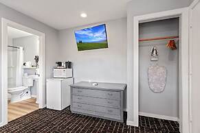 Coyote Mountain Lodge