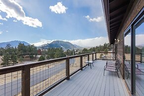 Coyote Mountain Lodge