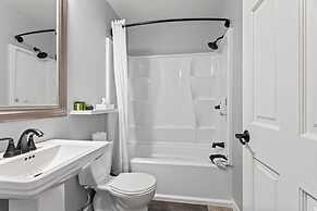 Coyote Mountain Lodge