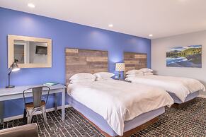 Coyote Mountain Lodge