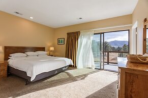 Coyote Mountain Lodge