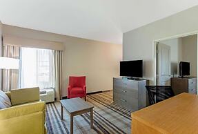 La Quinta Inn & Suites by Wyndham Paducah