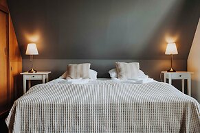 Heradsskolinn Historic Guesthouse