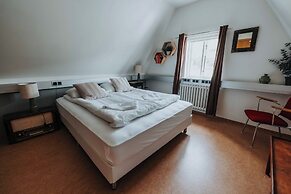 Heradsskolinn Historic Guesthouse