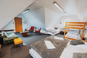 Heradsskolinn Historic Guesthouse