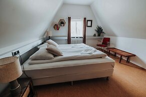 Heradsskolinn Historic Guesthouse