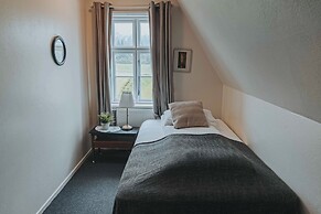 Heradsskolinn Historic Guesthouse