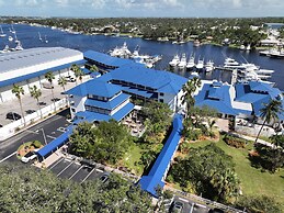 Pirate's Cove Resort & Marina