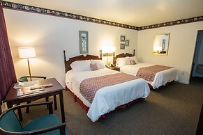 Chalet Motel Mequon
