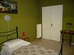 Hotel Giamaica for Girls & Ladies Only