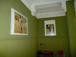 Hotel Giamaica for Girls & Ladies Only