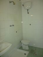 Hotel Giamaica for Girls & Ladies Only