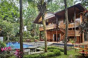 Jambuluwuk Convention Hall & Resort Puncak