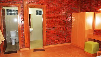 Jambuluwuk Convention Hall & Resort Puncak