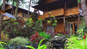 Jambuluwuk Convention Hall & Resort Puncak