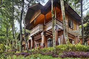 Jambuluwuk Convention Hall & Resort Puncak