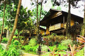 Jambuluwuk Convention Hall & Resort Puncak