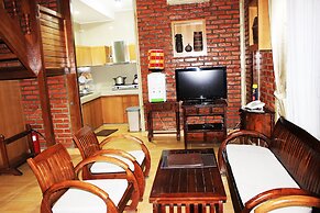 Jambuluwuk Convention Hall & Resort Puncak