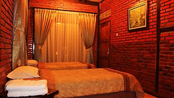 Jambuluwuk Convention Hall & Resort Puncak