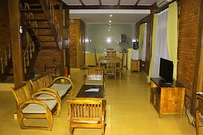 Jambuluwuk Convention Hall & Resort Puncak