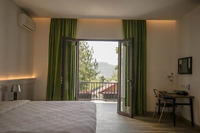 Jambuluwuk  Convention Hall & Resort Batu