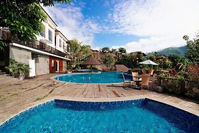 Jambuluwuk  Convention Hall & Resort Batu