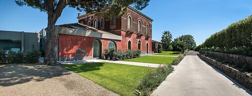 Zash Country Boutique Hotel