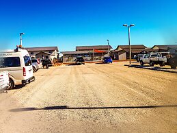 Spinifex Hotel