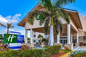 Holiday Inn Express & Suites Lantana by IHG