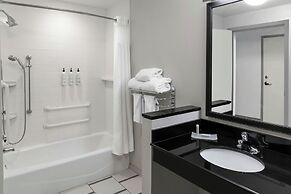 Fairfield Inn & Suites Calhoun