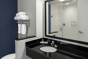 Fairfield Inn & Suites Calhoun