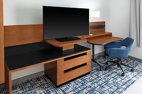 Fairfield Inn & Suites Calhoun