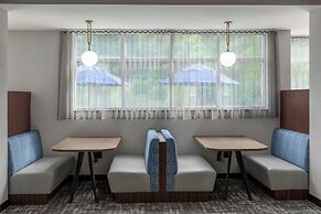 Fairfield Inn & Suites Calhoun