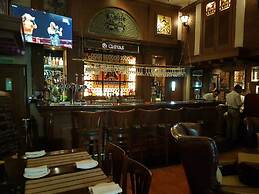 The Palms - Town & Country Club